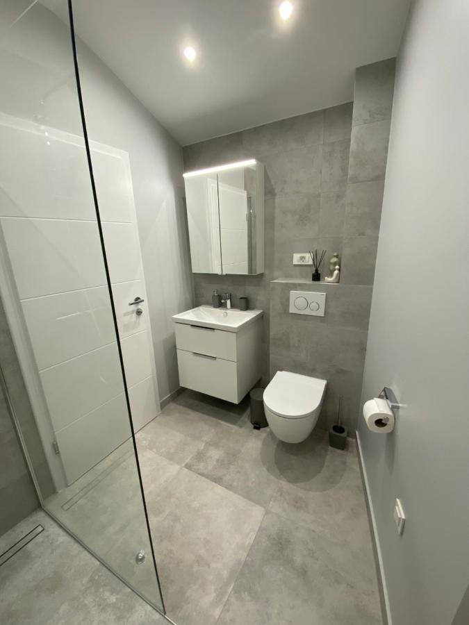 Divine Moments Apartment พิสัก ภายนอก รูปภาพ