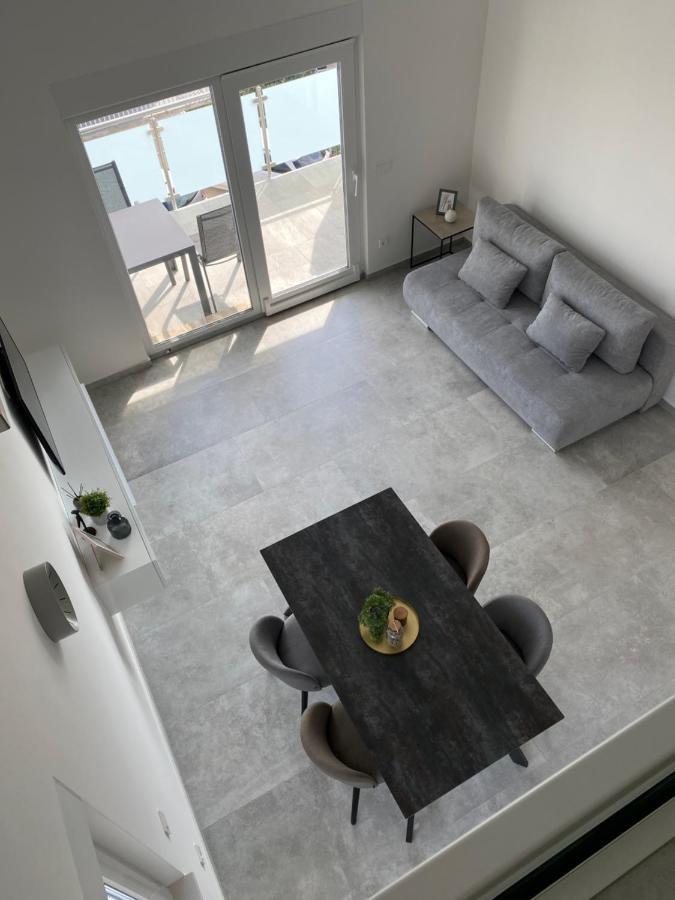 Divine Moments Apartment พิสัก ภายนอก รูปภาพ