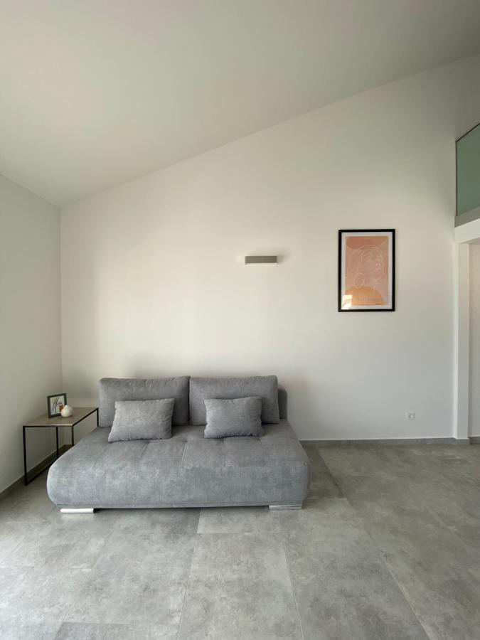 Divine Moments Apartment พิสัก ภายนอก รูปภาพ