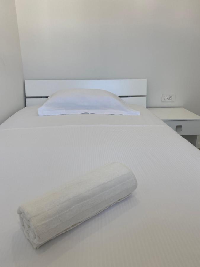 Divine Moments Apartment พิสัก ภายนอก รูปภาพ
