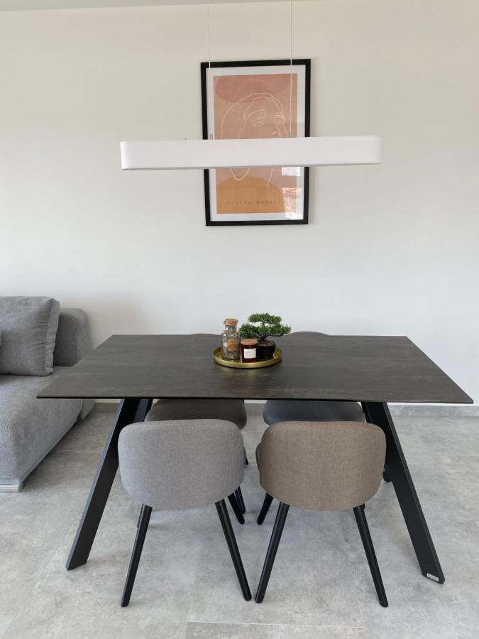Divine Moments Apartment พิสัก ภายนอก รูปภาพ